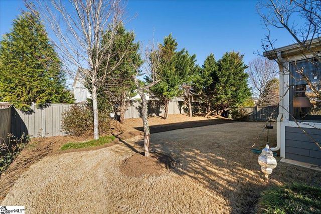 237 Raven Falls Lane, Simpsonville, SC 29681