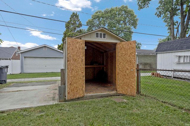 110 Althaus Avenue, Evansville, IN 47712