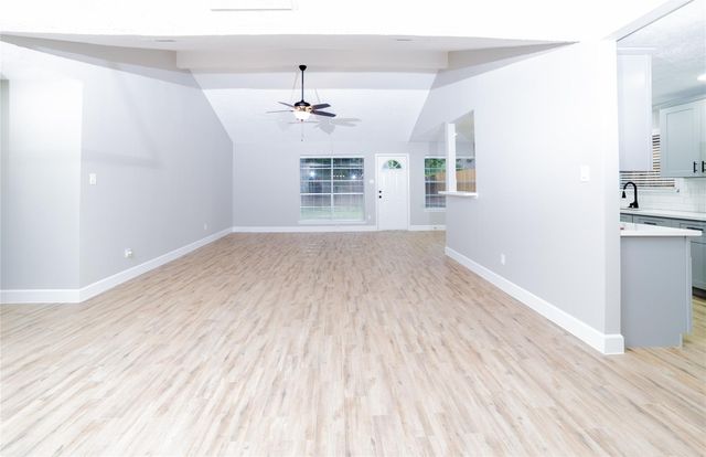 5823 Toddington Road, Humble, TX 77346