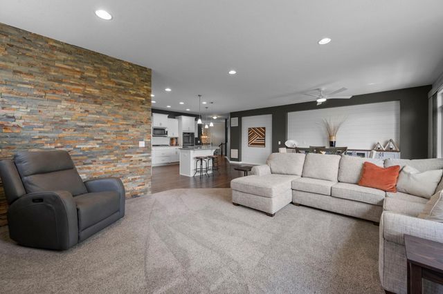 13305 Kentucky Avenue, Savage, MN 55378