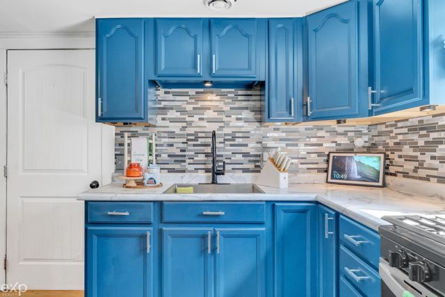 1533 Galbraith Line Road, Fremont Twp, MI 48097