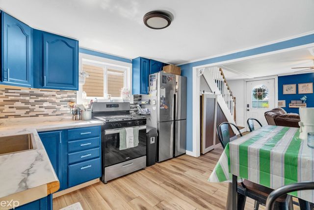 1533 Galbraith Line Road, Fremont Twp, MI 48097