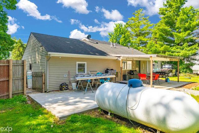 1533 Galbraith Line Road, Fremont Twp, MI 48097