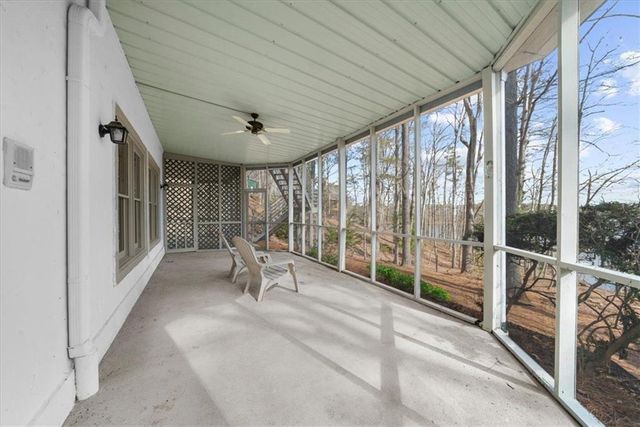 2230 Huntingdon Court, Gainesville, GA 30506
