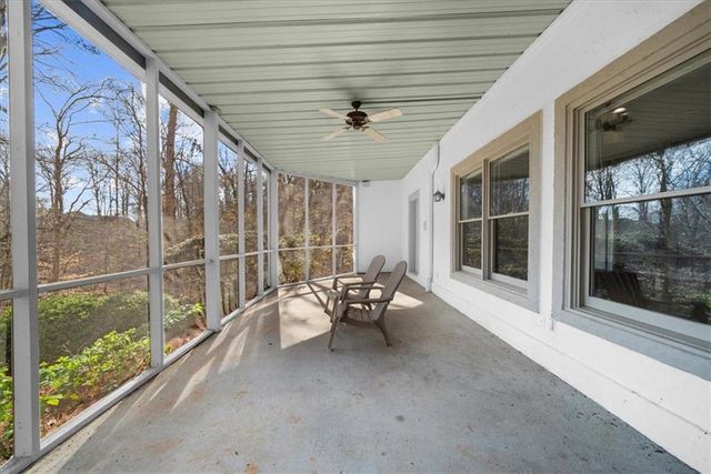 2230 Huntingdon Court, Gainesville, GA 30506