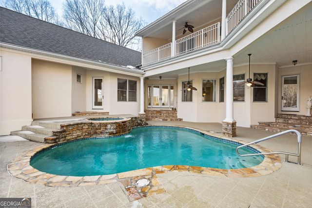 3020 Pinot Noir Way, Braselton, GA 30517