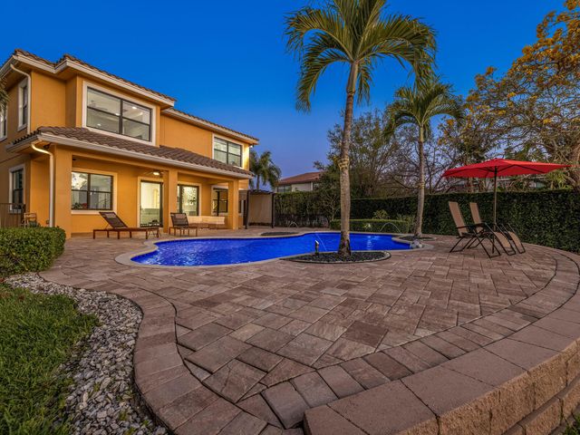 8256 Bradford Way, Parkland, FL 33076