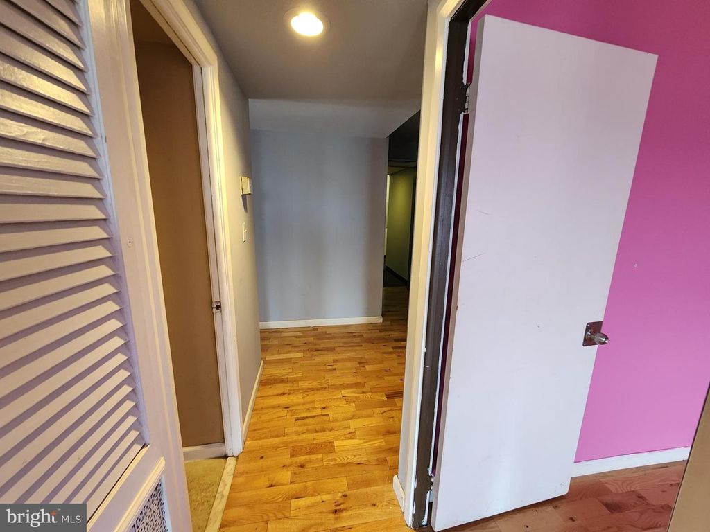 Image 18 of property listing at 6606 PARK HEIGHTS AVE #811, Baltimore, MD 21215