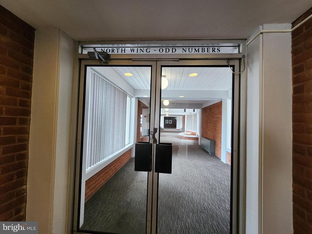 Image 36 of property listing at 6606 PARK HEIGHTS AVE #811, Baltimore, MD 21215