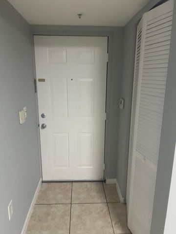 4820 N STATE ROAD 7 10103, Coconut Creek, FL 33073