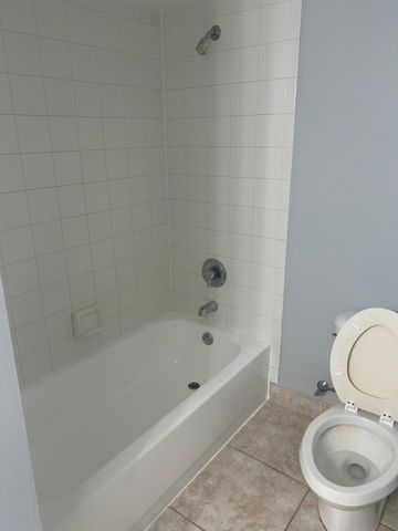 4820 N STATE ROAD 7 10103, Coconut Creek, FL 33073