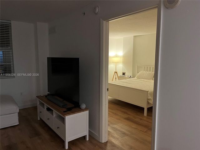 6917 Collins Ave 514, Miami Beach, FL 33141