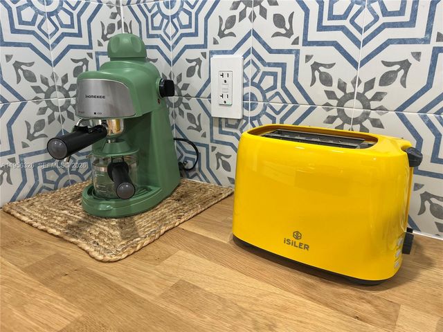 6917 Collins Ave 514, Miami Beach, FL 33141