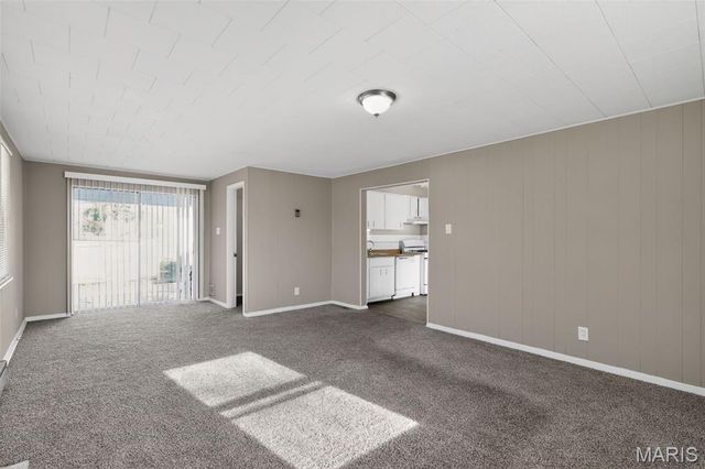 10213 Unicorn Drive, St Louis, MO 63137