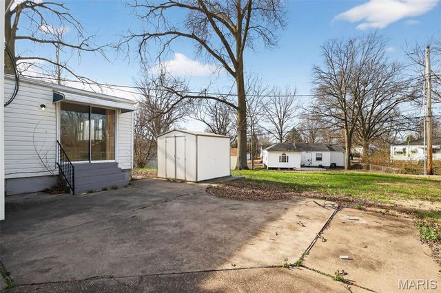 10213 Unicorn Drive, St Louis, MO 63137