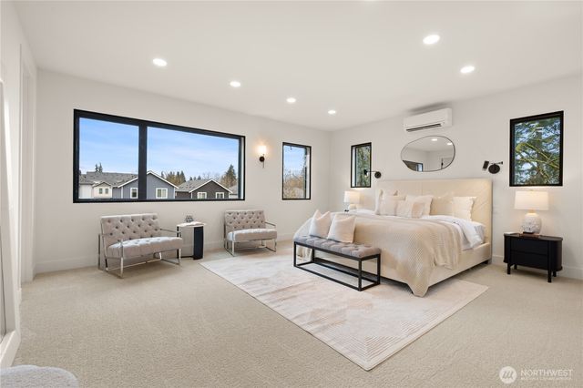 300 SE 208th Street, Bothell, WA 98012