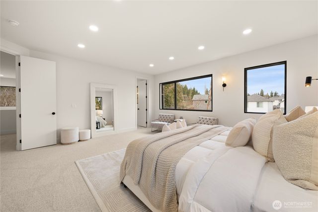 300 SE 208th Street, Bothell, WA 98012