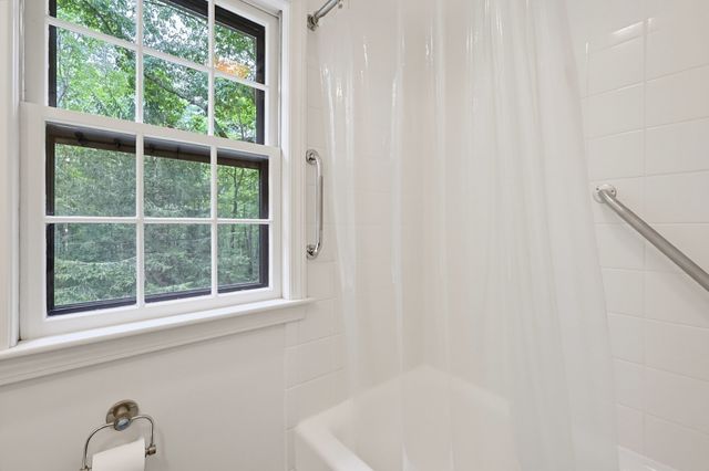 145 Nason Hill Rd, Sherborn, MA 01770