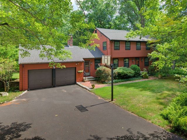 145 Nason Hill Rd, Sherborn, MA 01770