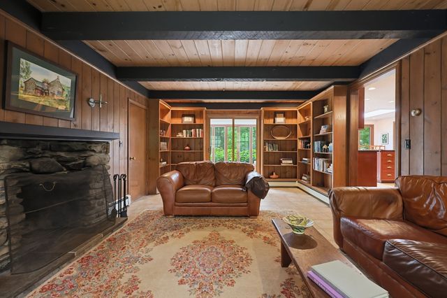 145 Nason Hill Rd, Sherborn, MA 01770