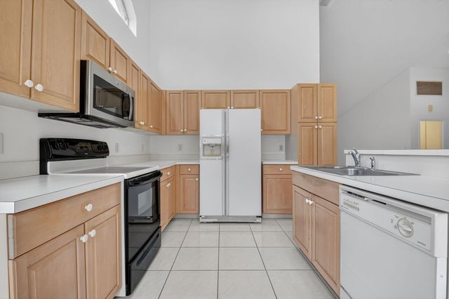 8812 Shoal Creek Lane, Boynton Beach, FL 33472