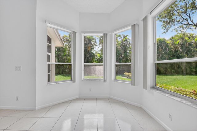 8812 Shoal Creek Lane, Boynton Beach, FL 33472