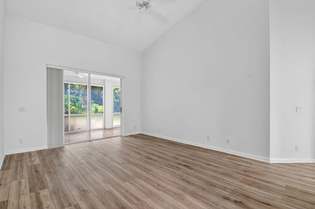 8812 Shoal Creek Lane, Boynton Beach, FL 33472