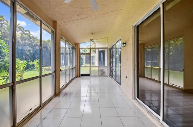 8812 Shoal Creek Lane, Boynton Beach, FL 33472