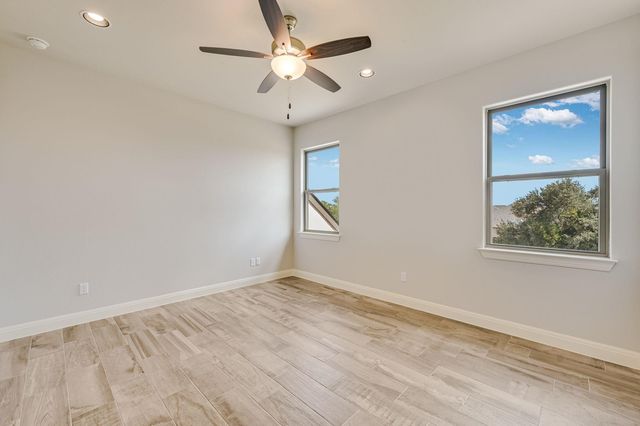 227 Dally CT, Dripping Springs, TX 78620