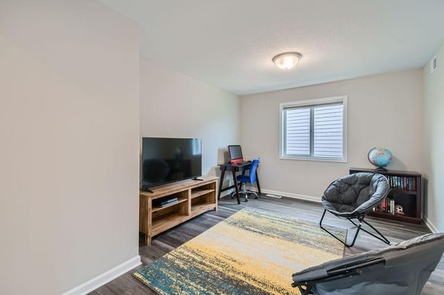 9931 Bluebird Street NW, Coon Rapids, MN 55433