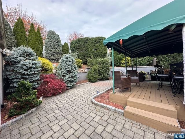 303 Shaler Boulevard, Ridgefield, NJ 07657