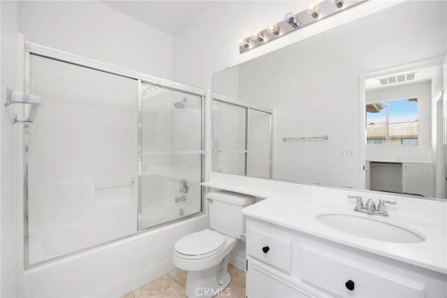 448 N Londonderry Lane D, Orange, CA 92869