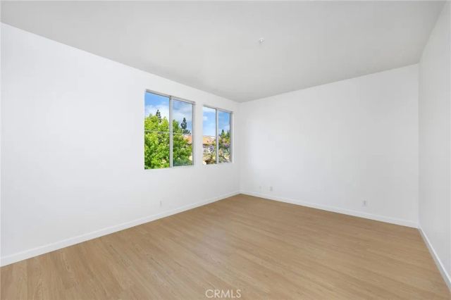 448 N Londonderry Lane D, Orange, CA 92869