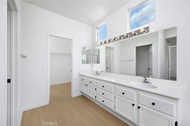 448 N Londonderry Lane D, Orange, CA 92869