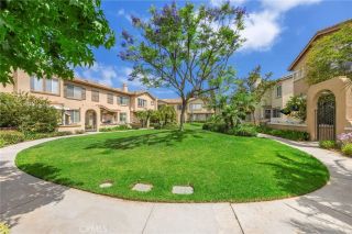 448 N Londonderry Lane D, Orange, CA 92869