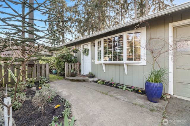 1235 Neil Street NE, Olympia, WA 98516