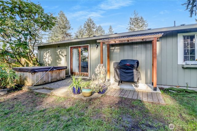 1235 Neil Street NE, Olympia, WA 98516