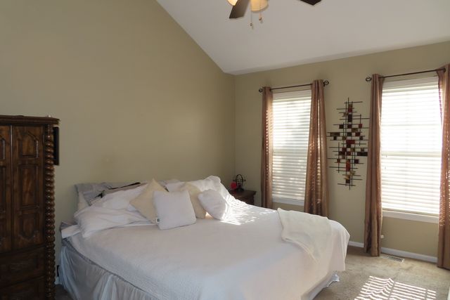 11401 S Preakness Drive, Plainfield, IL 60585