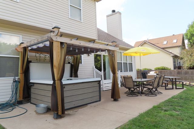 11401 S Preakness Drive, Plainfield, IL 60585