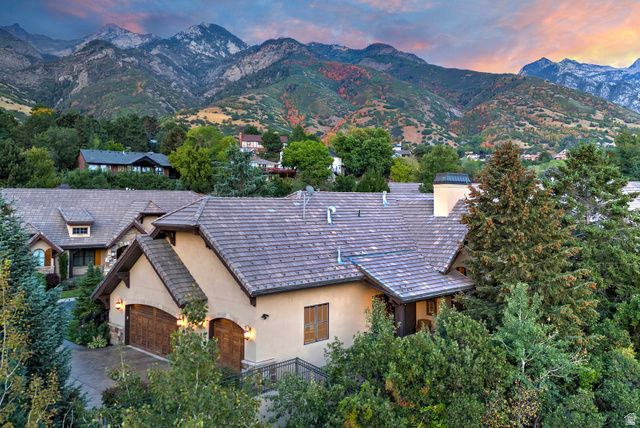 8778 S FALCON HEIGHTS LN, Sandy, UT 84093