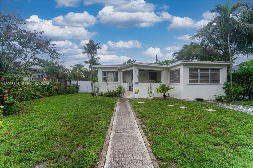 6250 NW 41st Street, Virginia Gardens, FL 33166