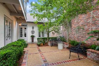 2179 S Turnberry Ave, Zachary, LA 70791