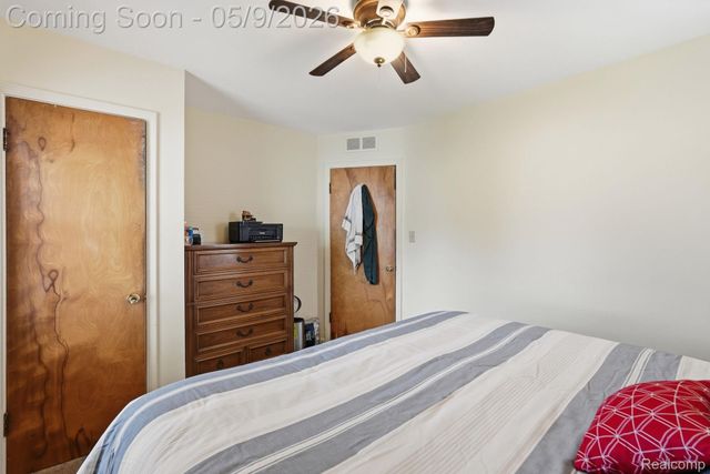 15817 Beech Daly Road, Redford Charter Township, MI 48239