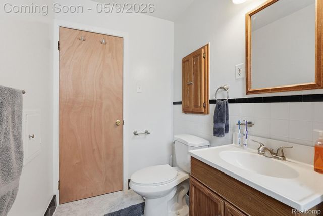 15817 Beech Daly Road, Redford Charter Township, MI 48239