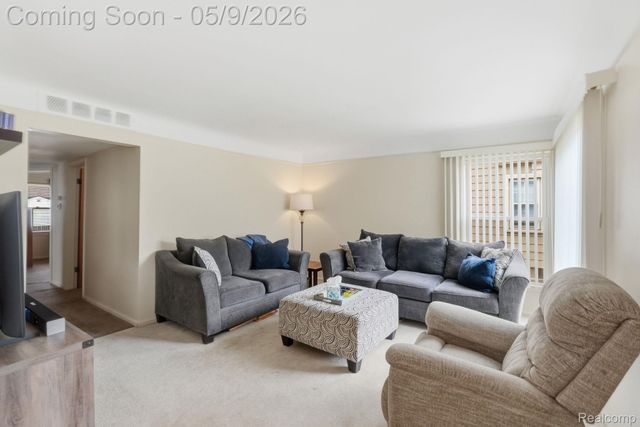 15817 Beech Daly Road, Redford Charter Township, MI 48239