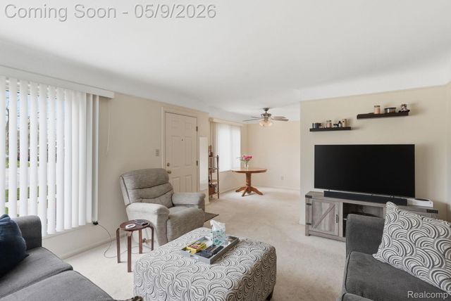 15817 Beech Daly Road, Redford Charter Township, MI 48239