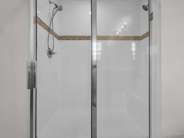 3301 Crescent Falls Way, Deerfield Twp., OH 45039