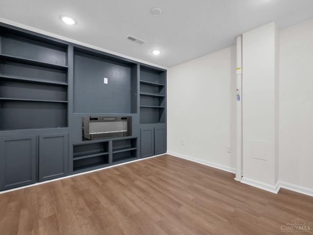 3301 Crescent Falls Way, Deerfield Twp., OH 45039