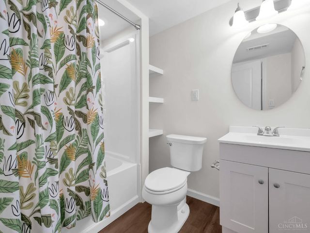 3301 Crescent Falls Way, Deerfield Twp., OH 45039