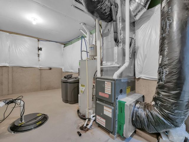 3301 Crescent Falls Way, Deerfield Twp., OH 45039